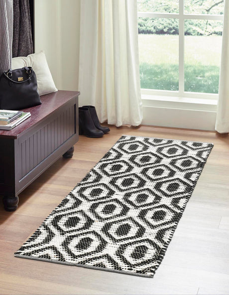 Black and White 3' x 10' Chindi Jute Runner Rug