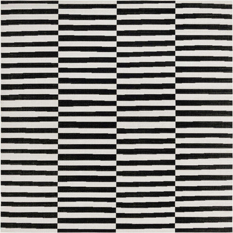 Black 5' 3 x 5' 3 Williamsburg Square Area Rug