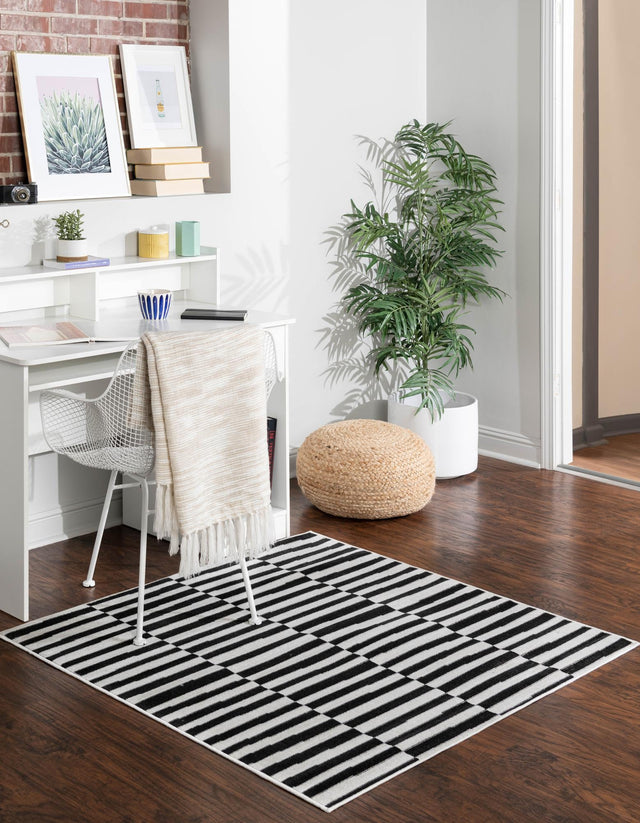 Black 12' x 12' Williamsburg Square Area Rug