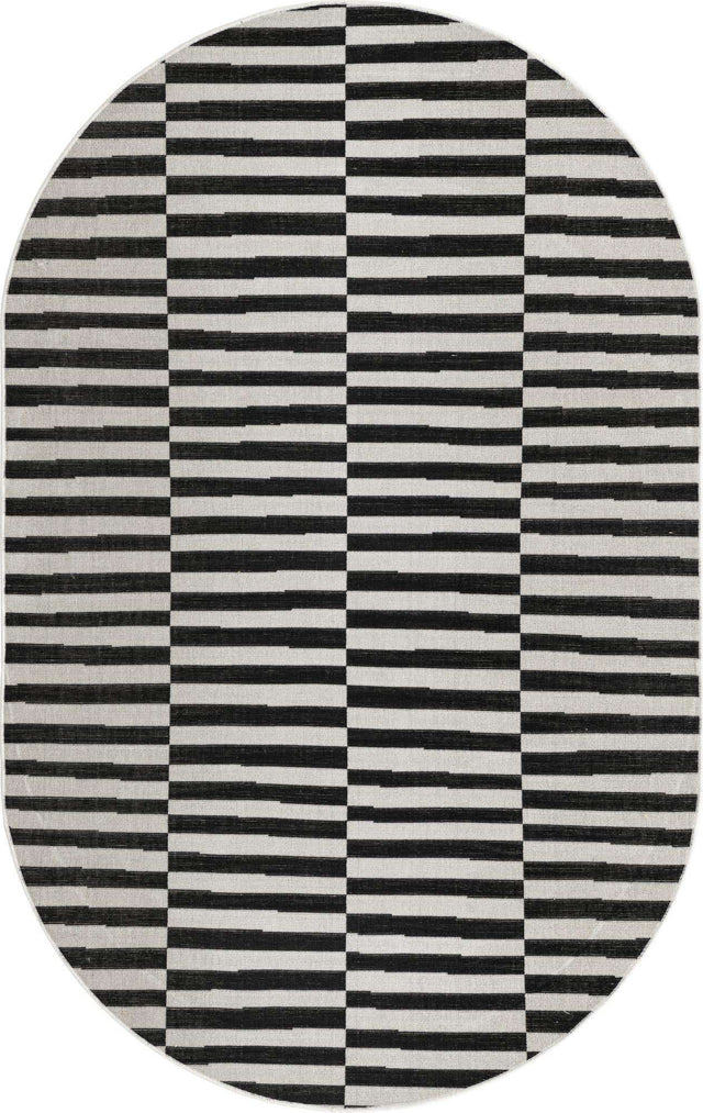 Black 3' 3 x 5' 3 Williamsburg Oval Area Rug 100% Polypropylene With Cotton Backing Durable Easy Clean Stain Resistant Carpet for Sale at Rug Engine