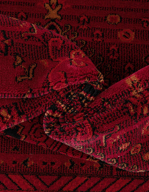 Red 6' 1 x 6' 1 Tekke Square Rug