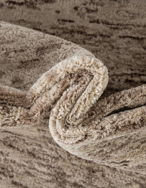 Brown 5' x 8' Oasis Rectangle Area Rug 65% Polypropylene & 35% Polyester Contemporary Carpet for Living Rooms, Bedroom, Kitchen, Dining, Office for Sale at Rug Engine