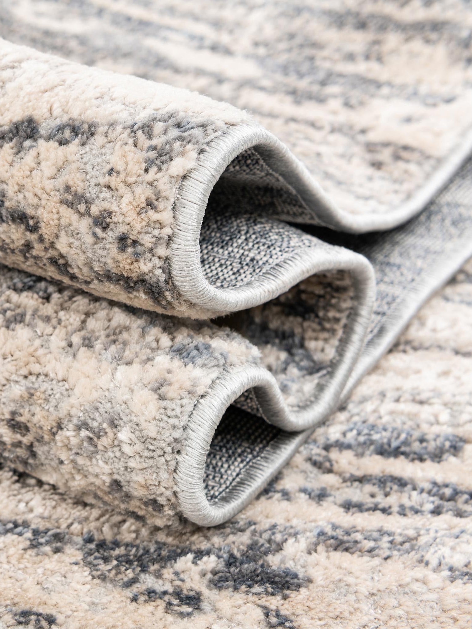 Gray 2' 7 x 10' Oasis Runner Area Rug 65% Polypropylene & 35% Polyester Contemporary Carpet for Living Rooms, Bedroom, Kitchen, Dining, Office for Sale at Rug Engine