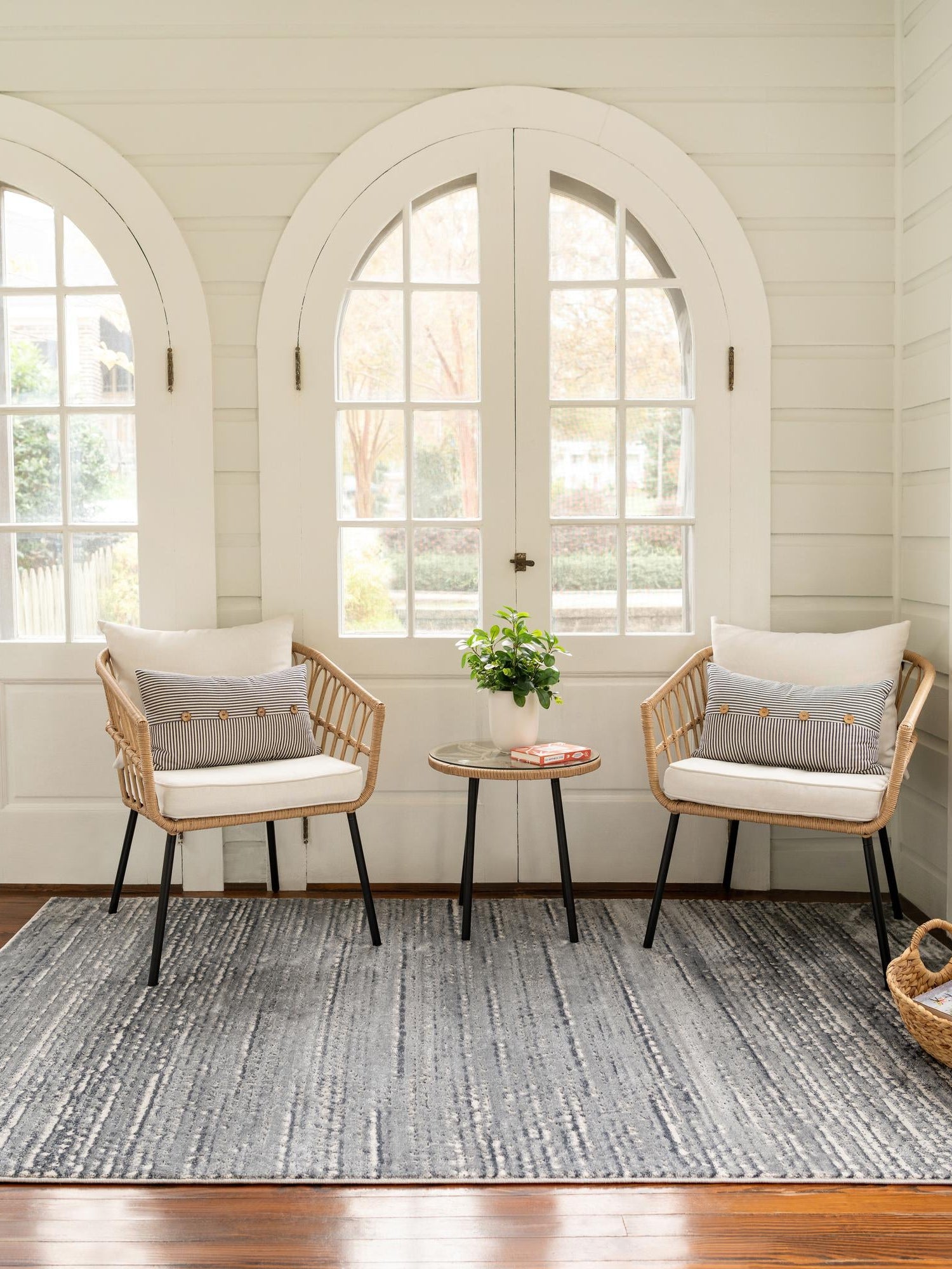 Gray 5' x 8' Oasis Rectangle Area Rug 65% Polypropylene & 35% Polyester Contemporary Carpet for Living Rooms, Bedroom, Kitchen, Dining, Office for Sale at Rug Engine