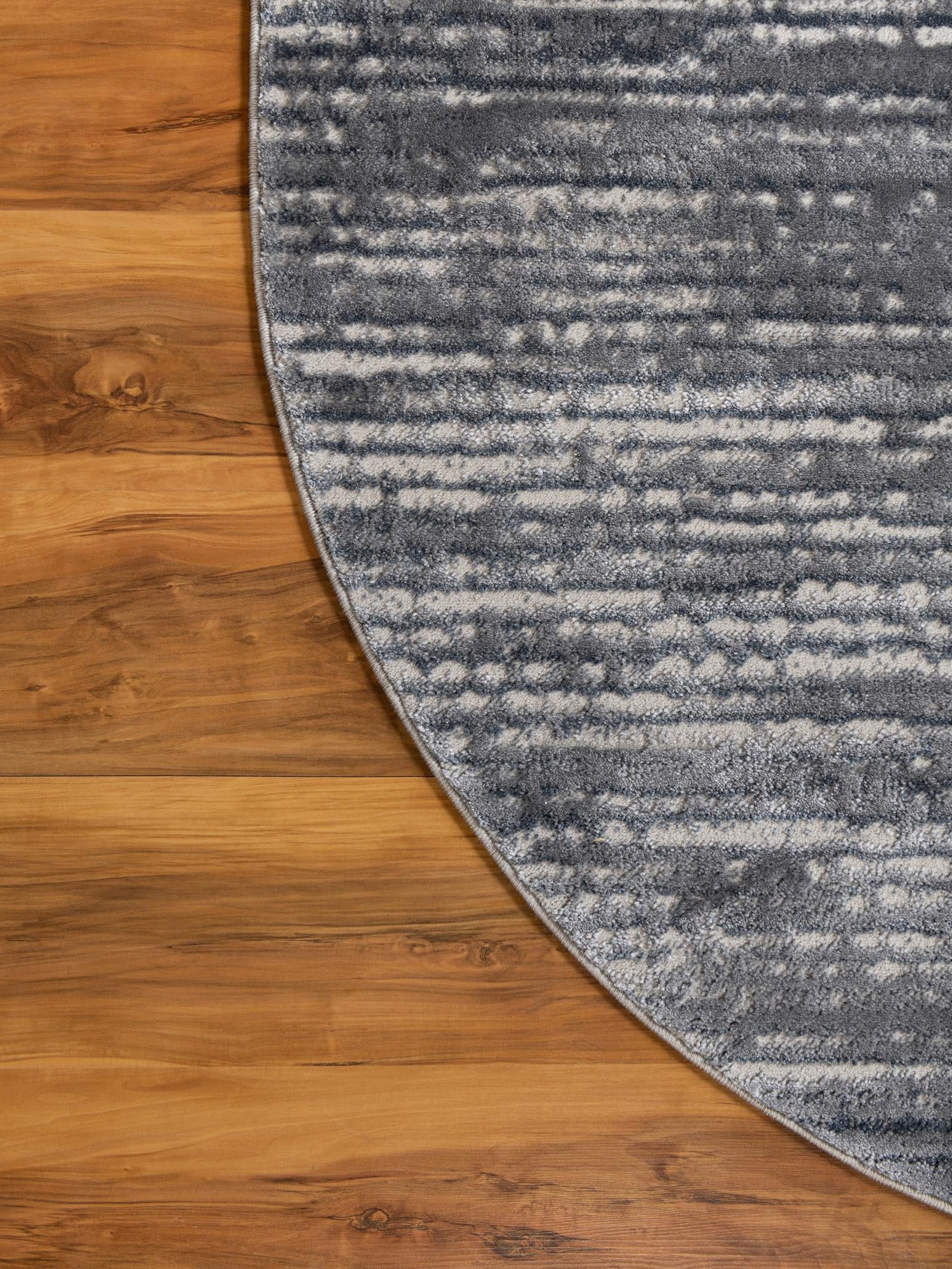 Gray 5' x 8' Oasis Oval Area Rug 65% Polypropylene & 35% Polyester Contemporary Carpet for Living Rooms, Bedroom, Kitchen, Dining, Office for Sale at Rug Engine