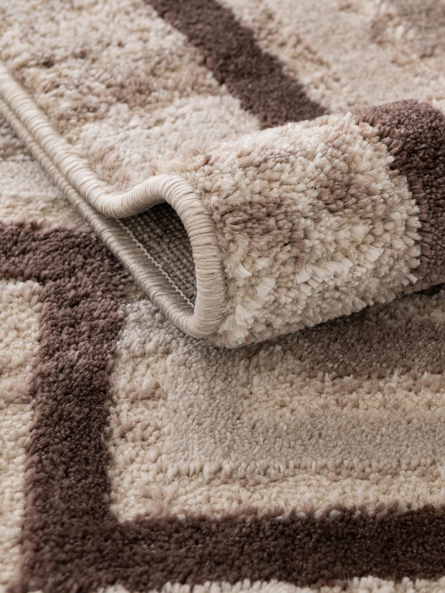 Brown 6' x 9' Oasis Rectangle Area Rug 65% Polypropylene & 35% Polyester Contemporary Carpet for Living Rooms, Bedroom, Kitchen, Dining, Office for Sale at Rug Engine