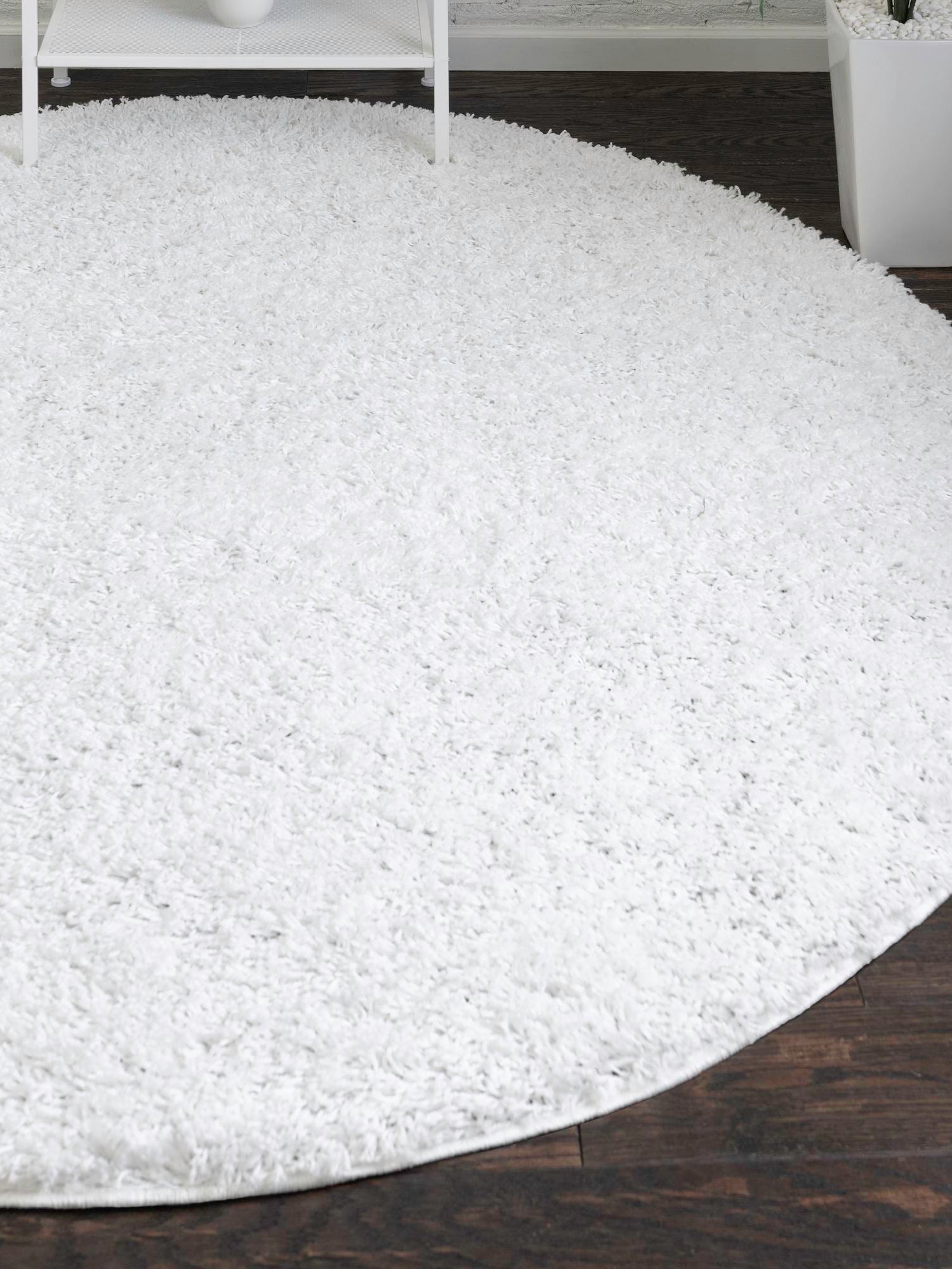Snow White 7' 10 x 7' 10 Everyday Shag Round Area Rug Thick Soft Touch Fluffy & Plush Shaggy Pile 100% Polypropylene With Cotton Backing Durable  Carpet for Sale at Rug Engine