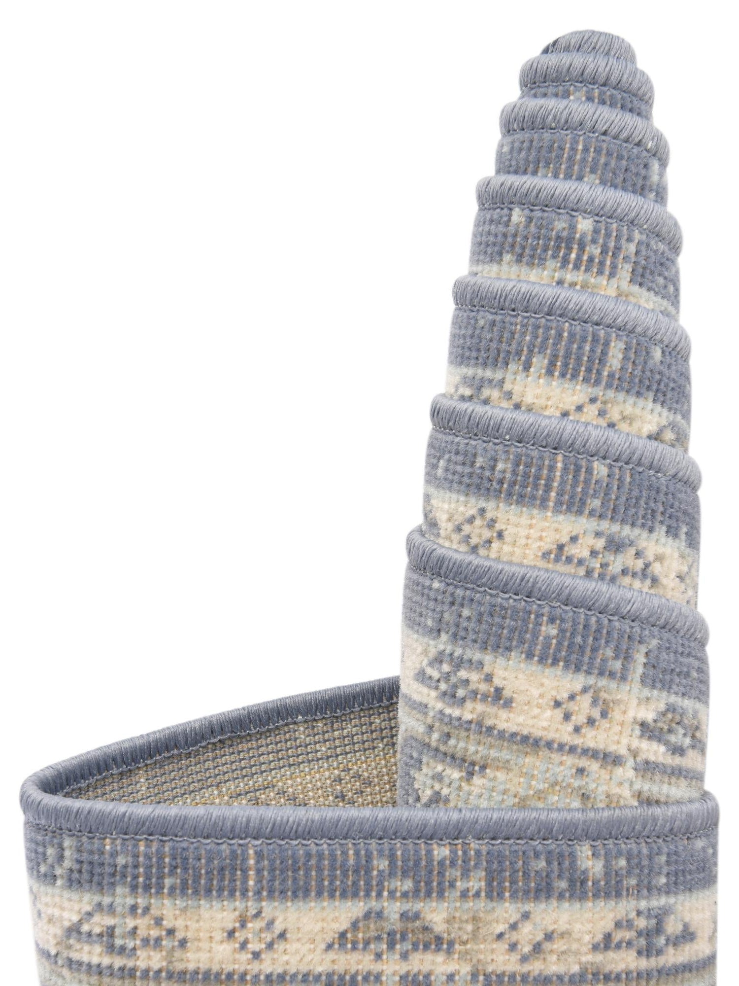 French Blue 3' x 5' 3 Whitney Oval Area Rug