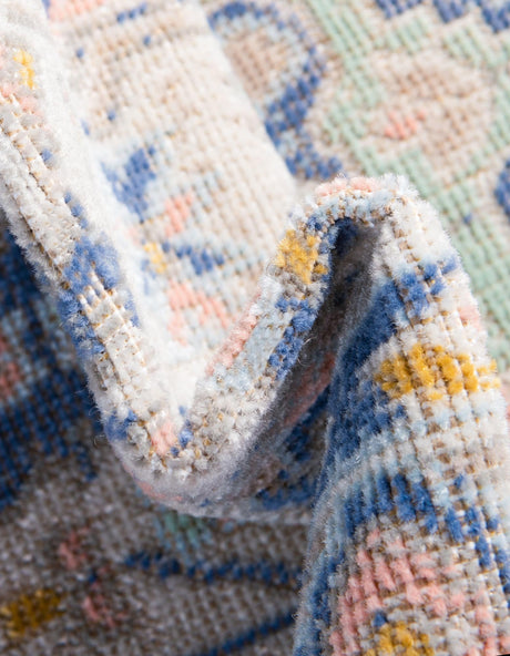 Multicolor 5' x 8' Whitney Oval Area Rug