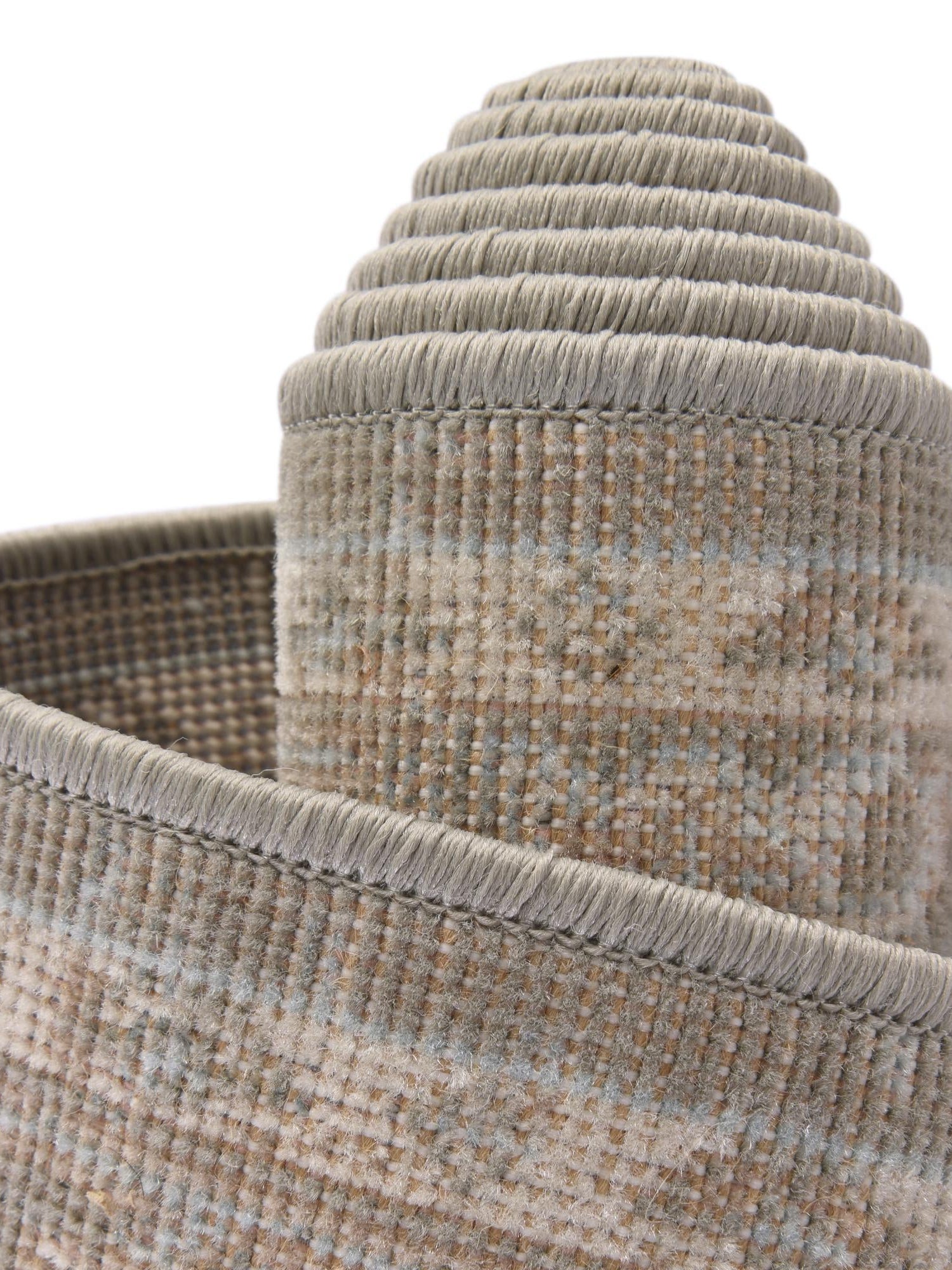 Cloud Gray 8' x 10' Whitney Oval Area Rug