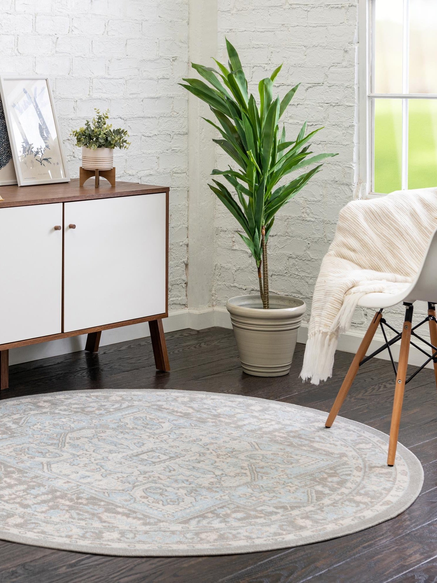 Cloud Gray 7' 1 x 7' 1 Whitney Round Area Rug