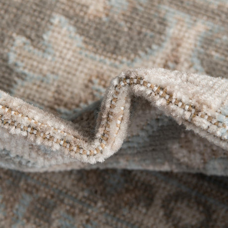 Cloud Gray 2' 7 x 12' Whitney Runner Area Rug