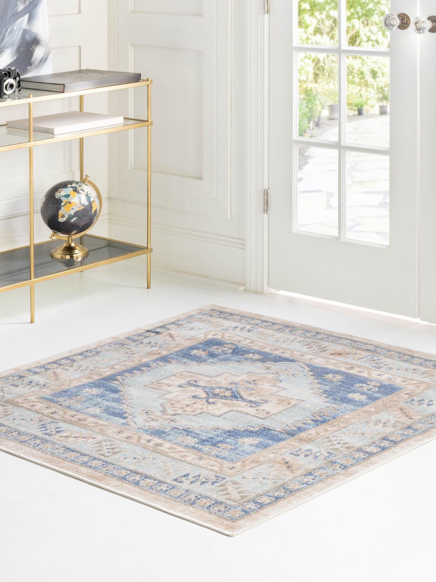 Sky blue 8' x 8' Whitney Square Area Rug