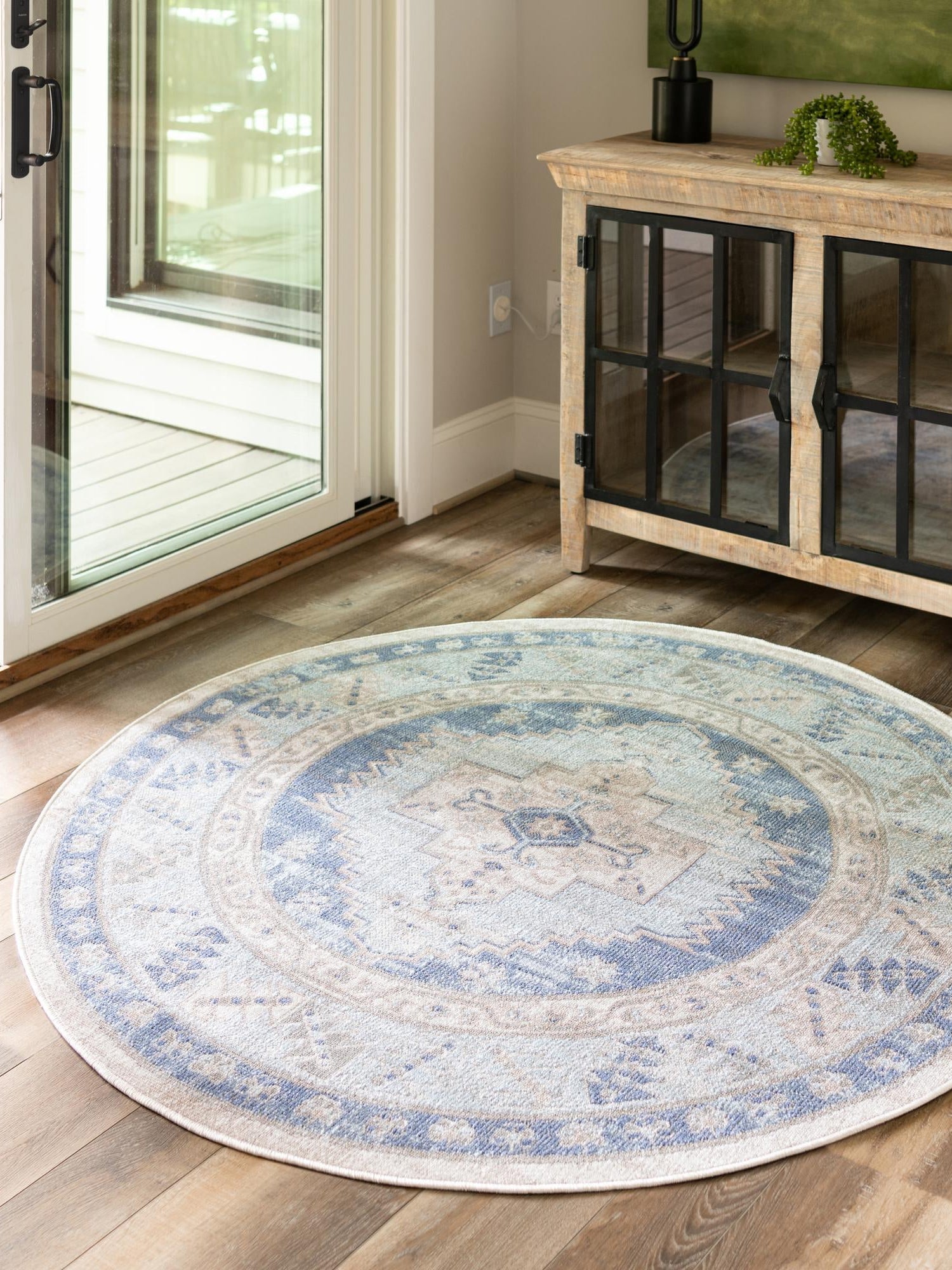 Sky blue 10' x 10' Whitney Round Area Rug
