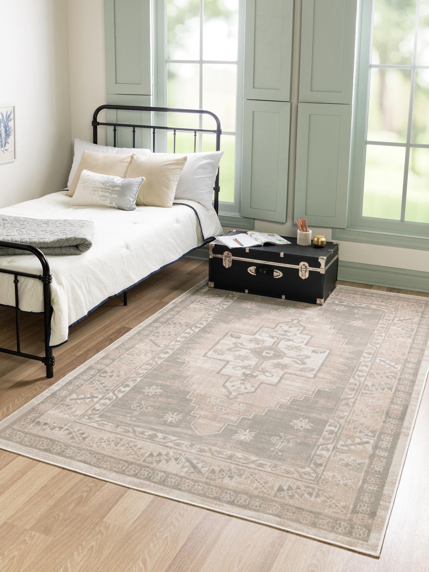 Mink 1' 4 x 1' 4 Whitney Sample Area Rug