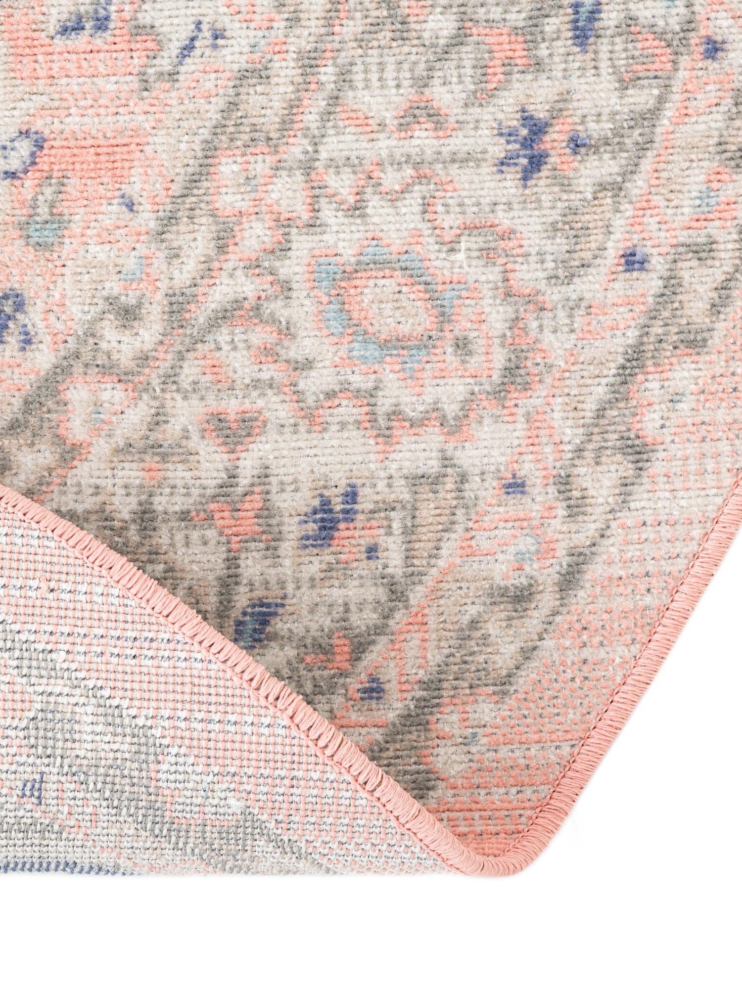 Powder Pink 5' 3 x 8' Whitney Oval Area Rug