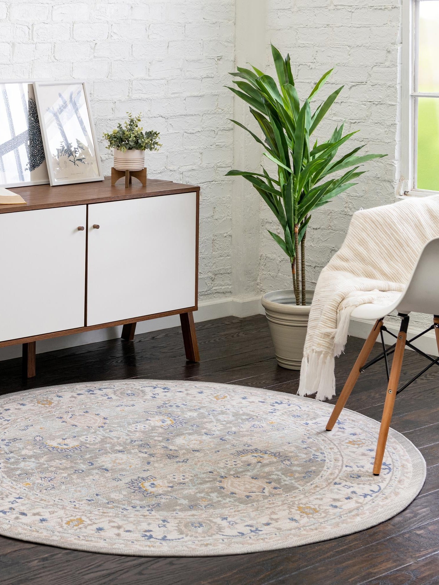 Cloud Gray 5' x 5' Whitney Round Area Rug