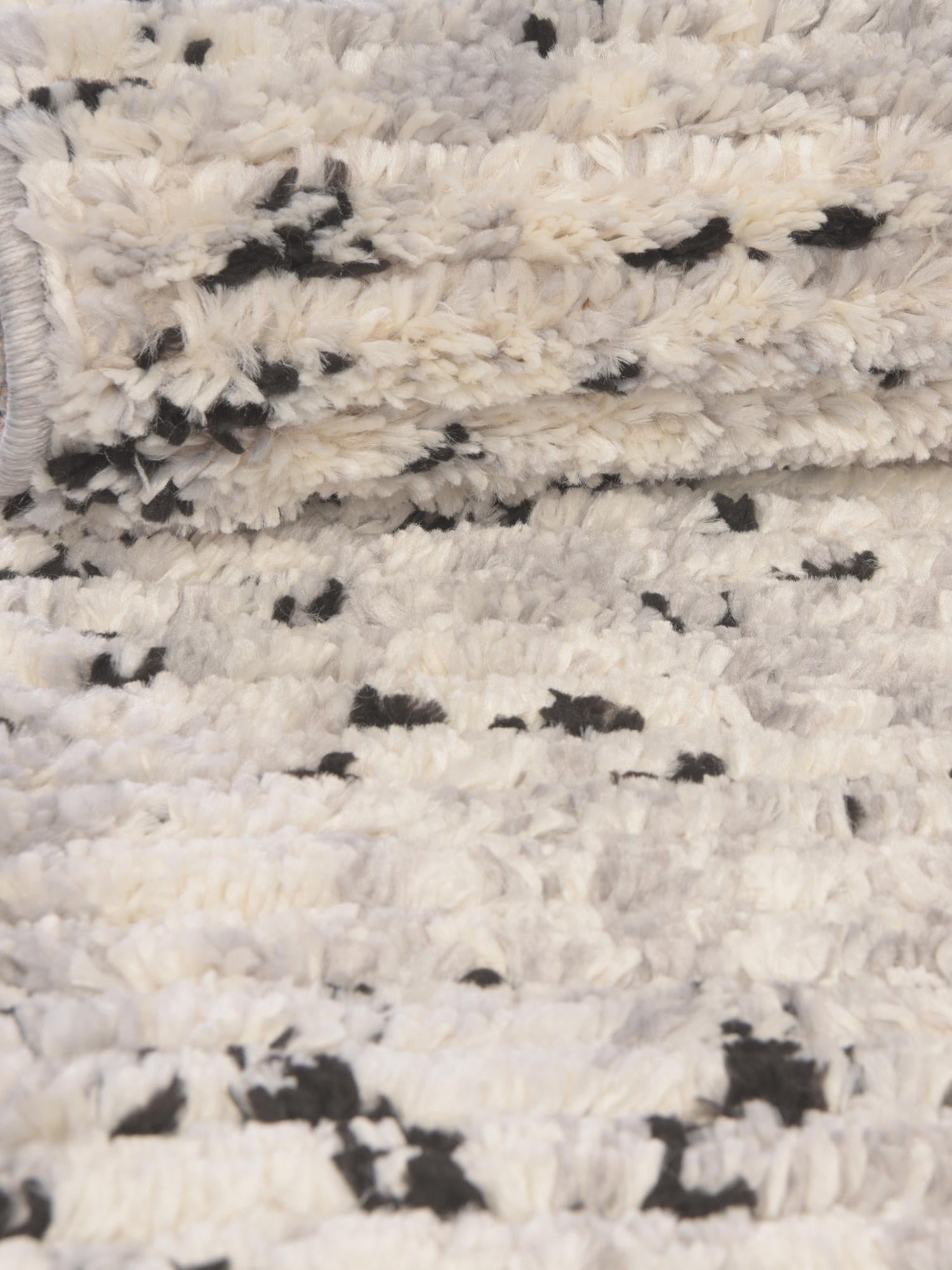 Ivory 5' x 5' Tucson Round Area Rug 100% Polyester Unique Modern Carpet for Dining Rooms, Living Room, Bedrooms, Office Space for Sale at Rug Engine