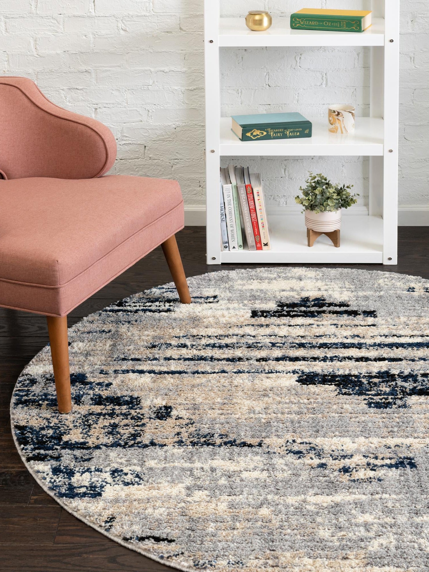 Gray 7' x 7' Tucson Round Area Rug 100% Polyester Unique Modern Carpet for Dining Rooms, Living Room, Bedrooms, Office Space for Sale at Rug Engine
