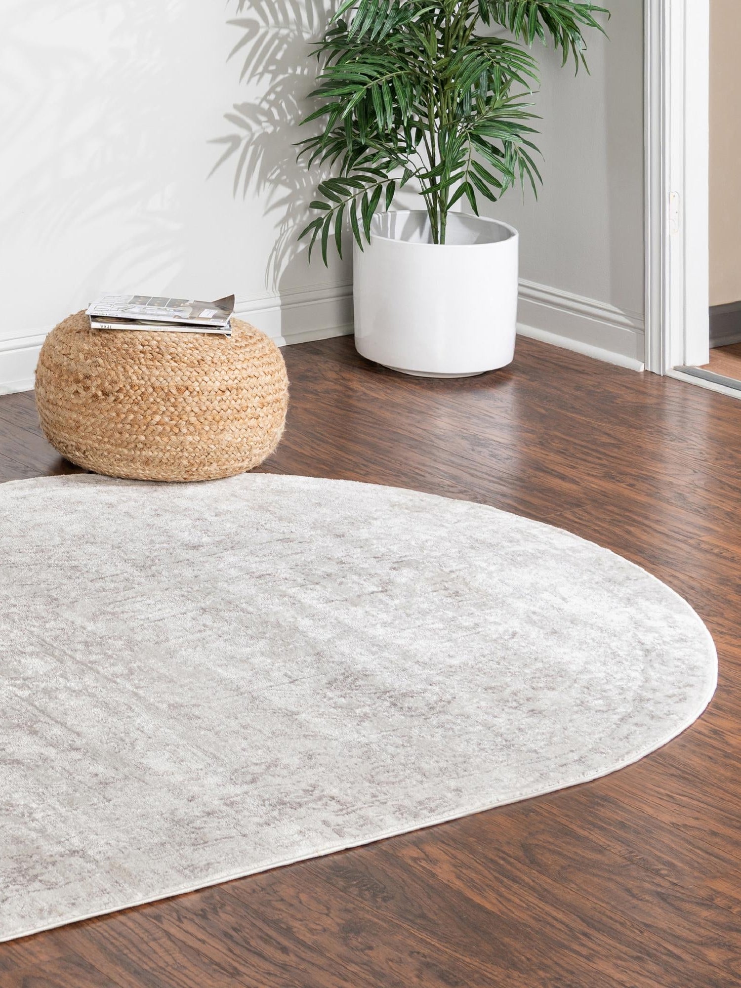 Cream 5' x 8' Oxford Oval Area Rug Traditional Design 100% Polypropylene Carpet for Living Room, Bedrooms, Dining, Office for Sale at Rug Engine