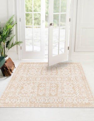 Beige 4' 1 x 4' 1 Oxford Square Area Rug