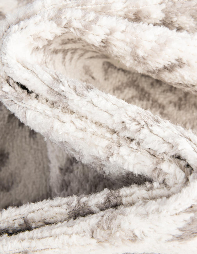 Cream 5' x 5' Oxford Round Area Rug
