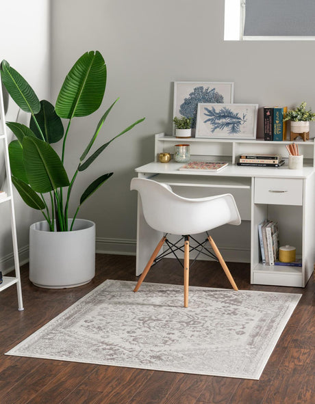Cream 7' 10 x 7' 10 Oxford Square Area Rug