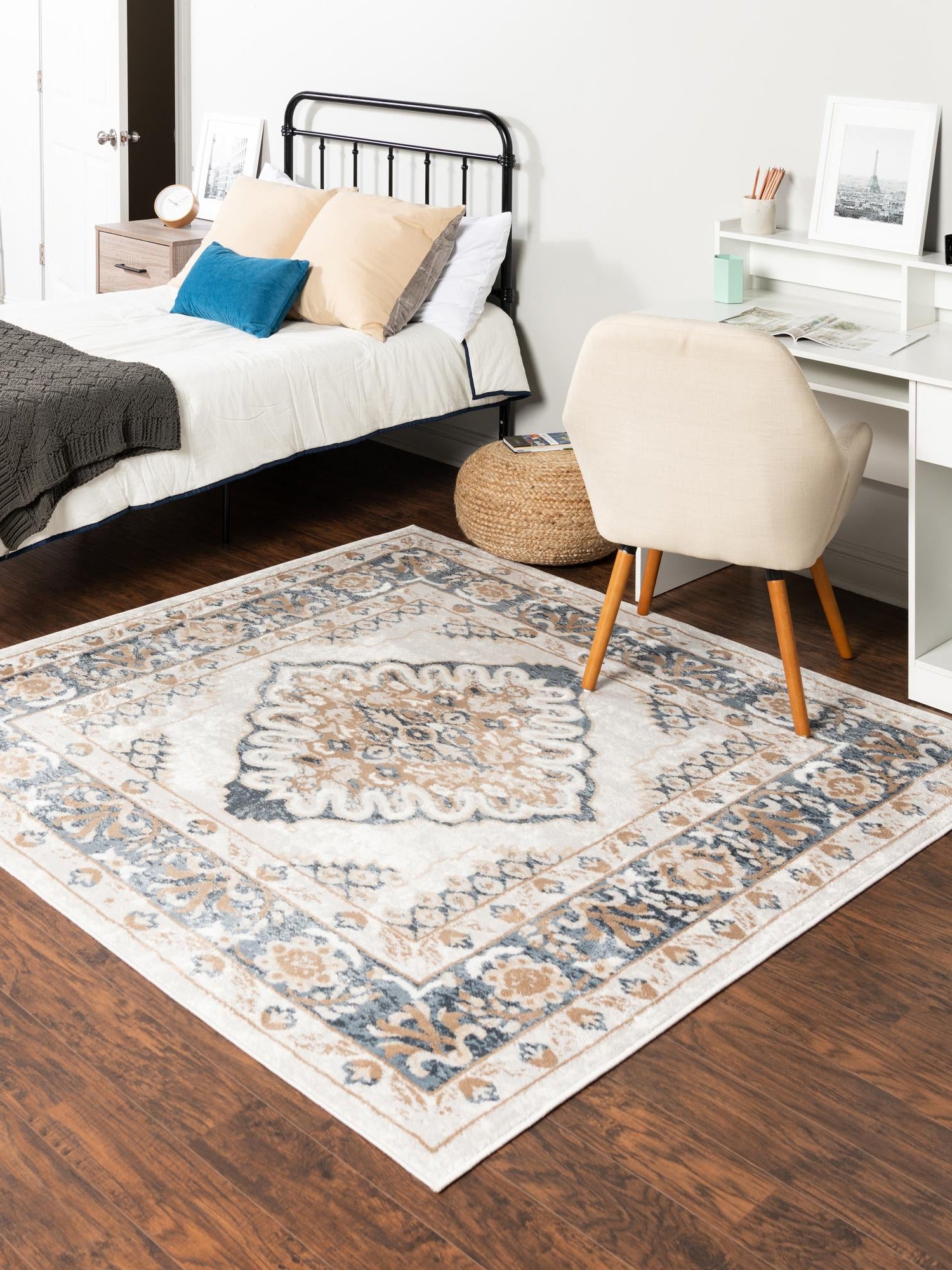 Cream 4' 1 x 4' 1 Oxford Square Area Rug Traditional Design 100% Polypropylene Carpet for Living Room, Bedrooms, Dining, Office for Sale at Rug Engine