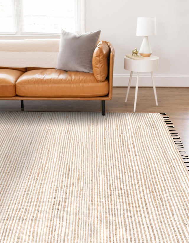 Natural 4' 1 x 6' 1 Chindi Jute Rectangle Rug