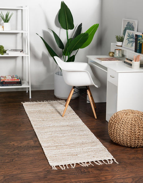 Natural 2' 2 x 6' 1 Chindi Jute Runner Rug