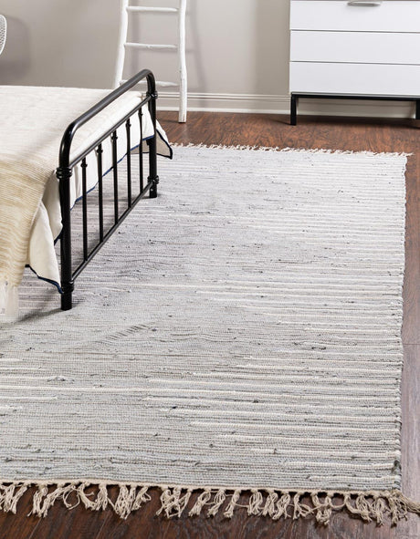 Light Gray 5' 1 x 8' Chindi Cotton Rectangle Rug