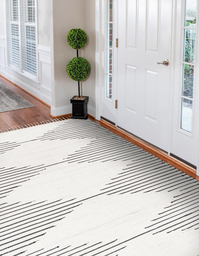 White 6' 1 x 9' Chindi Cotton Rectangle Rug