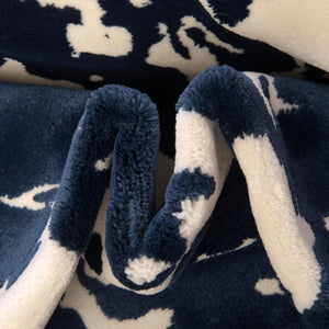Navy Blue 5' 3 x 8' Vince Camuto Rectangle Area Rug Durable Easy Clean Modern Carpet for Unique Home Interior Decorating for Sale at Rug Engine