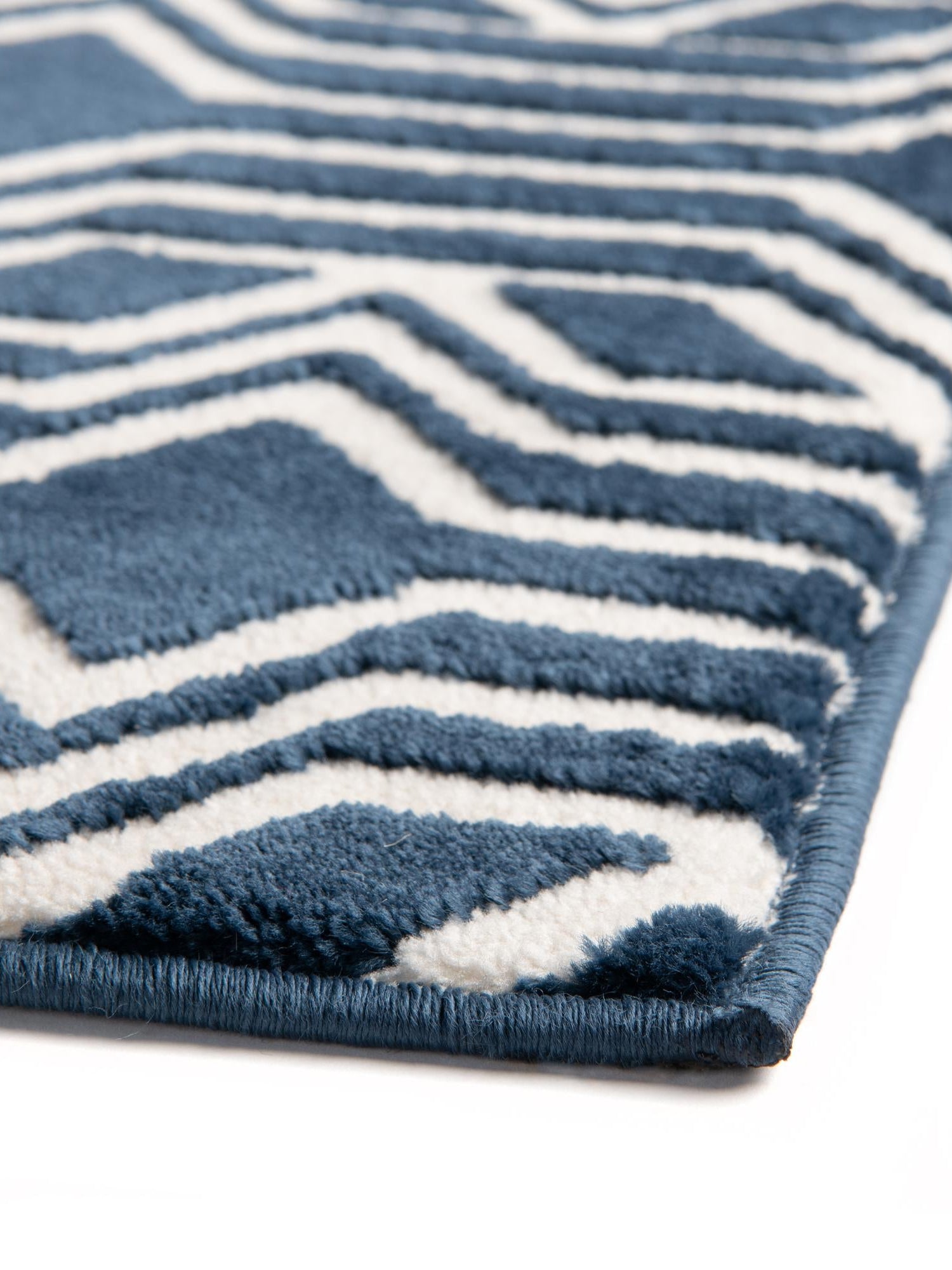 Navy Blue 5' 3 x 8' Vince Camuto Rectangle Area Rug Durable Easy Clean Modern Carpet for Unique Home Interior Decorating for Sale at Rug Engine