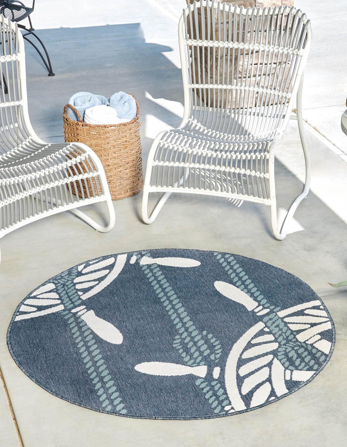 Navy Blue 4' x 4' Outdoor Coastal Round Area Rug Weather Resistant for Patio, Deck, Terrace, Balcony, Porch 100% Polypropylene Coastal Decor Carpet for Sale at Rug Engine