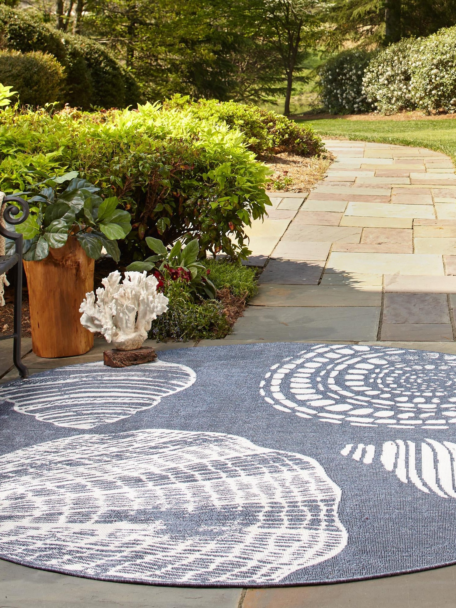 Navy Blue 4' x 4' Outdoor Coastal Round Area Rug Weather Resistant for Patio, Deck, Terrace, Balcony, Porch 100% Polypropylene Coastal Decor Carpet for Sale at Rug Engine