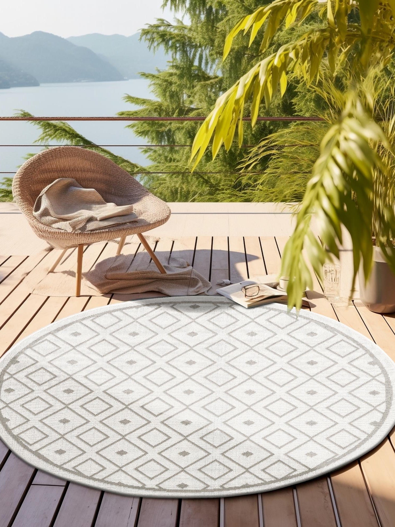 Ivory 4' x 4' Outdoor Trellis Round Area Rug Weather Resistant for Patio, Deck, Terrace, Balcony, Porch Geometric Design Water Safe Outside Carpet for Sale at Rug Engine