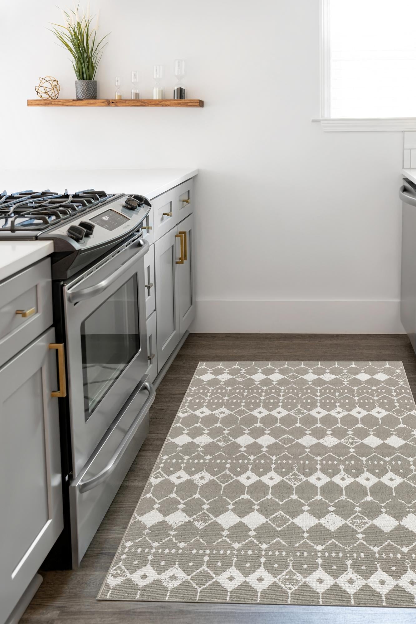 Gray 4' x 6' Outdoor Trellis Rectangle Area Rug Weather Resistant for Patio, Deck, Terrace, Balcony, Porch Geometric Design Water Safe Outside Carpet for Sale at Rug Engine