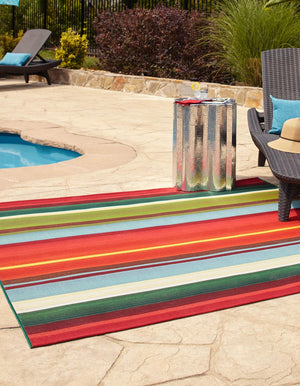 Multicolor 7' 10 x 7' 10 Outdoor Modern Square Area Rug Weather Resistant for Patio, Deck, Terrace, Balcony, Porch 100% Polypropylene Modern Outside Carpet for Sale at Rug Engine