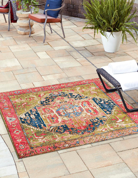 Multicolor 5' 3 x 5' 3 Outdoor Traditional Square Rug