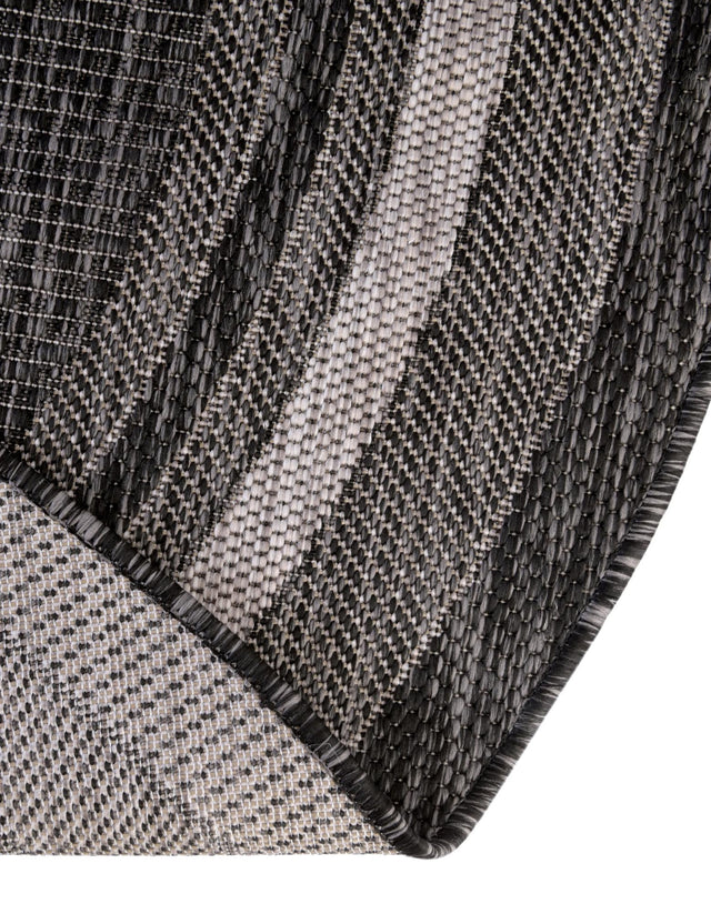 Black 6' 1 x 6' 1 Outdoor Border Round Rug