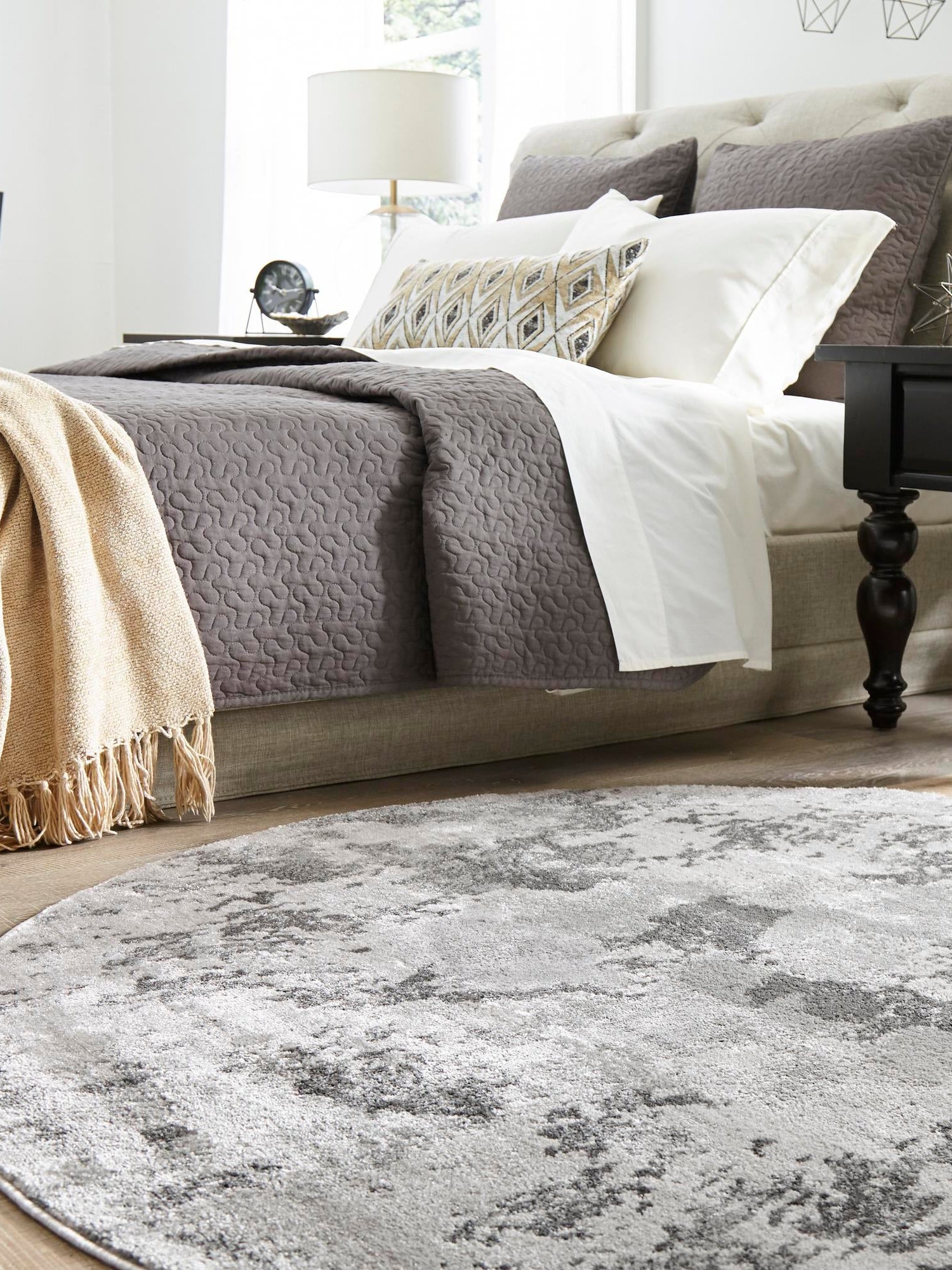 Light Gray 7' 11 x 7' 11 Metro Round Area Rug 100% Polypropylene Abstract Modern Easy Clean Carpet for Living Room, Dining, Bedrooms for Sale at Rug Engine