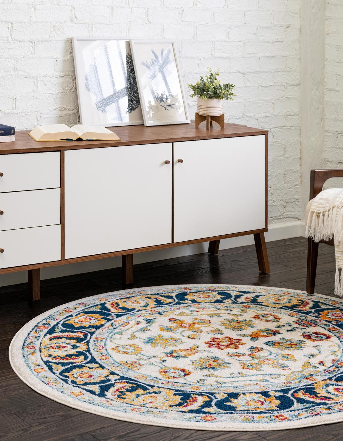Multicolor 7' x 7' Aurelia Round Area Rug 100% Polypropylene & Jute Backing Living Dining Room Bedroom Office Traditional Carpet for Sale at Rug Engine