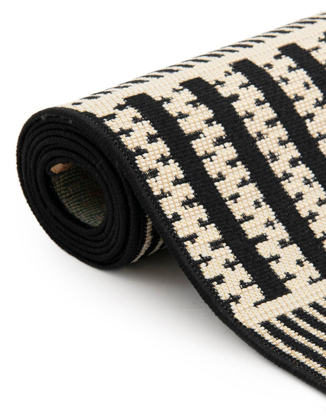Black 6' x 6' Outdoor Trellis Square Area Rug Weather Resistant for Patio, Deck, Terrace, Balcony, Porch Geometric Design Water Safe Outside Carpet for Sale at Rug Engine
