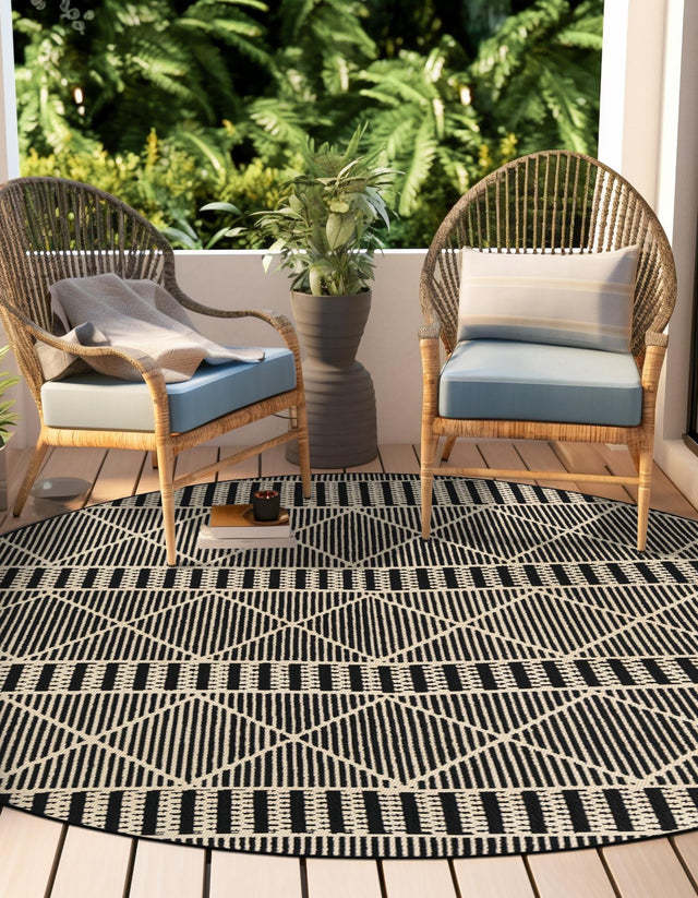 Black 6' 1 x 6' 1 Outdoor Trellis Round Area Rug Weather Resistant for Patio, Deck, Terrace, Balcony, Porch Geometric Design Water Safe Outside Carpet for Sale at Rug Engine