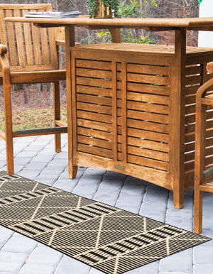 Black 2' x 6' Outdoor Trellis Runner Area Rug Weather Resistant for Patio, Deck, Terrace, Balcony, Porch Geometric Design Water Safe Outside Carpet for Sale at Rug Engine