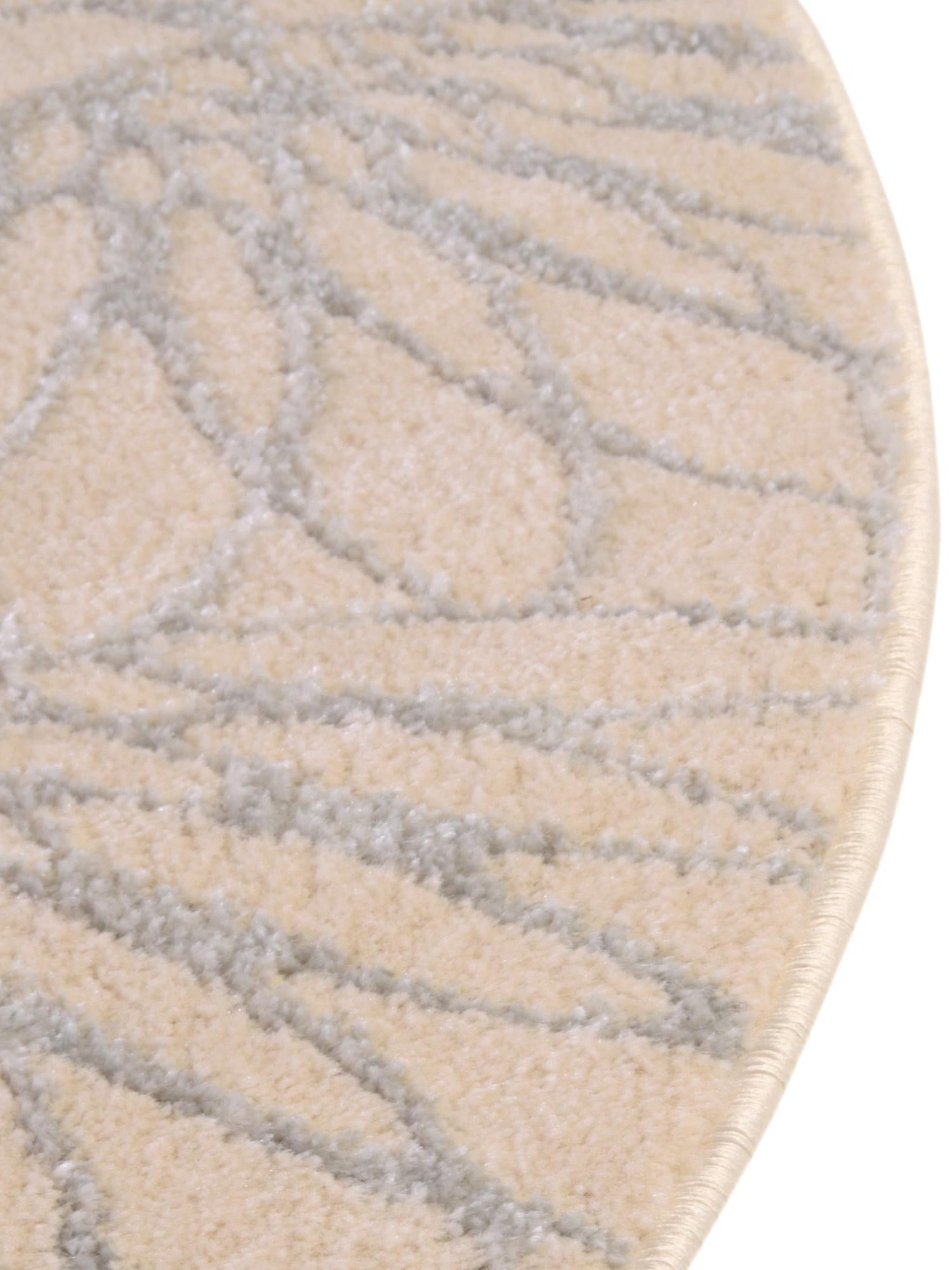 White Silver 5' 3 x 5' 3 Marilyn Monroe Glam Round Area Rug 70% Polypropylene & 30% Polyester Vivid Geometric Modern Carpet for Interior Home Decor for Sale at Rug Engine