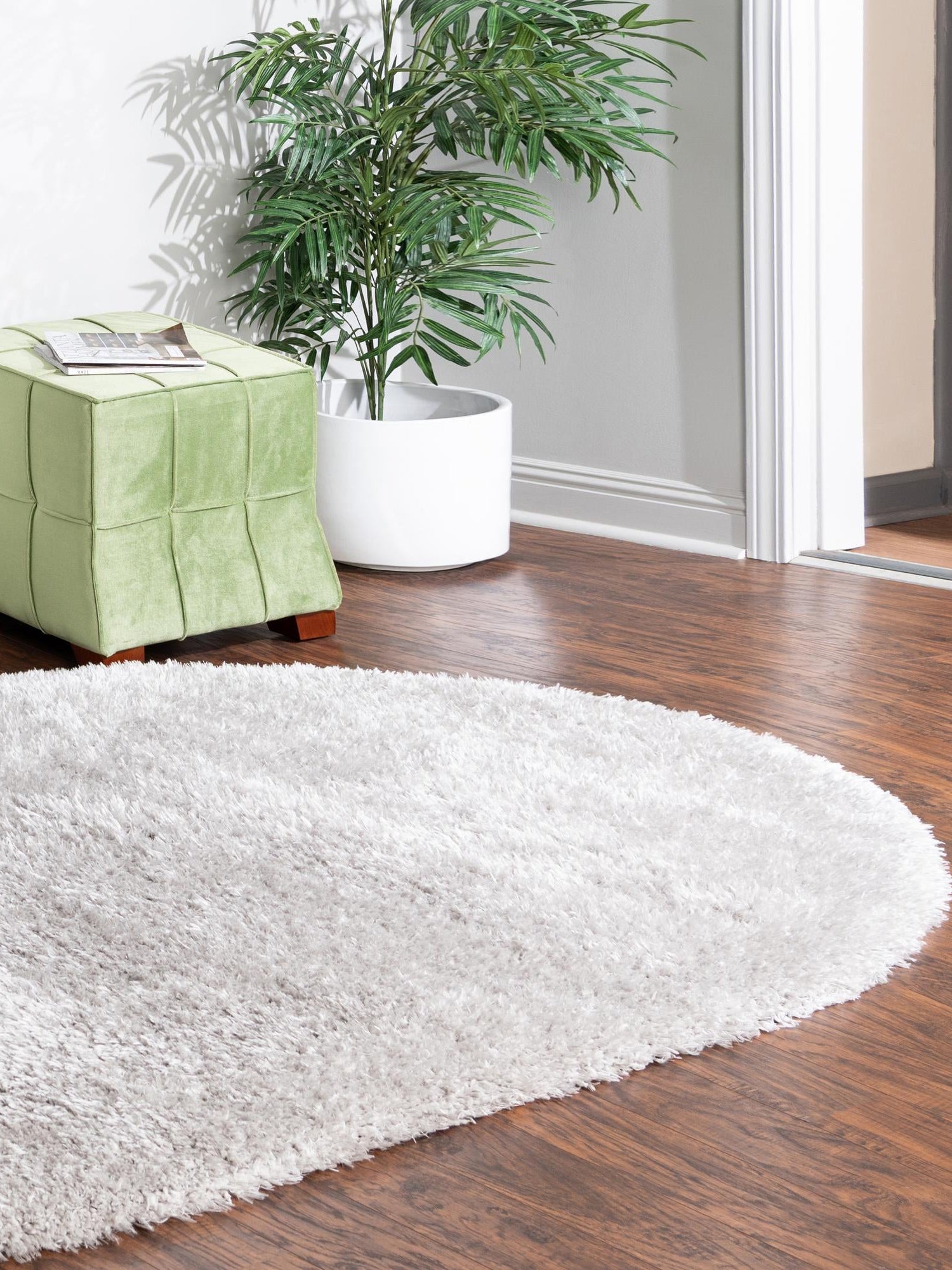 Silver Screen 7' 10 x 10' Marilyn Monroe Opulence Shag Oval Area Rug Thick Soft Touch Fluffy & Plush Shaggy Pile 100% Polyester Carpet for Living, Dining, Bedroom, Office for Sale at Rug Engine