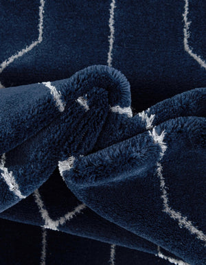 Navy Blue Silver 3' 1 x 3' 1 Marilyn Monroe Glam Round Area Rug 70% Polypropylene & 30% Polyester Vivid Geometric Modern Carpet for Interior Home Decor for Sale at Rug Engine