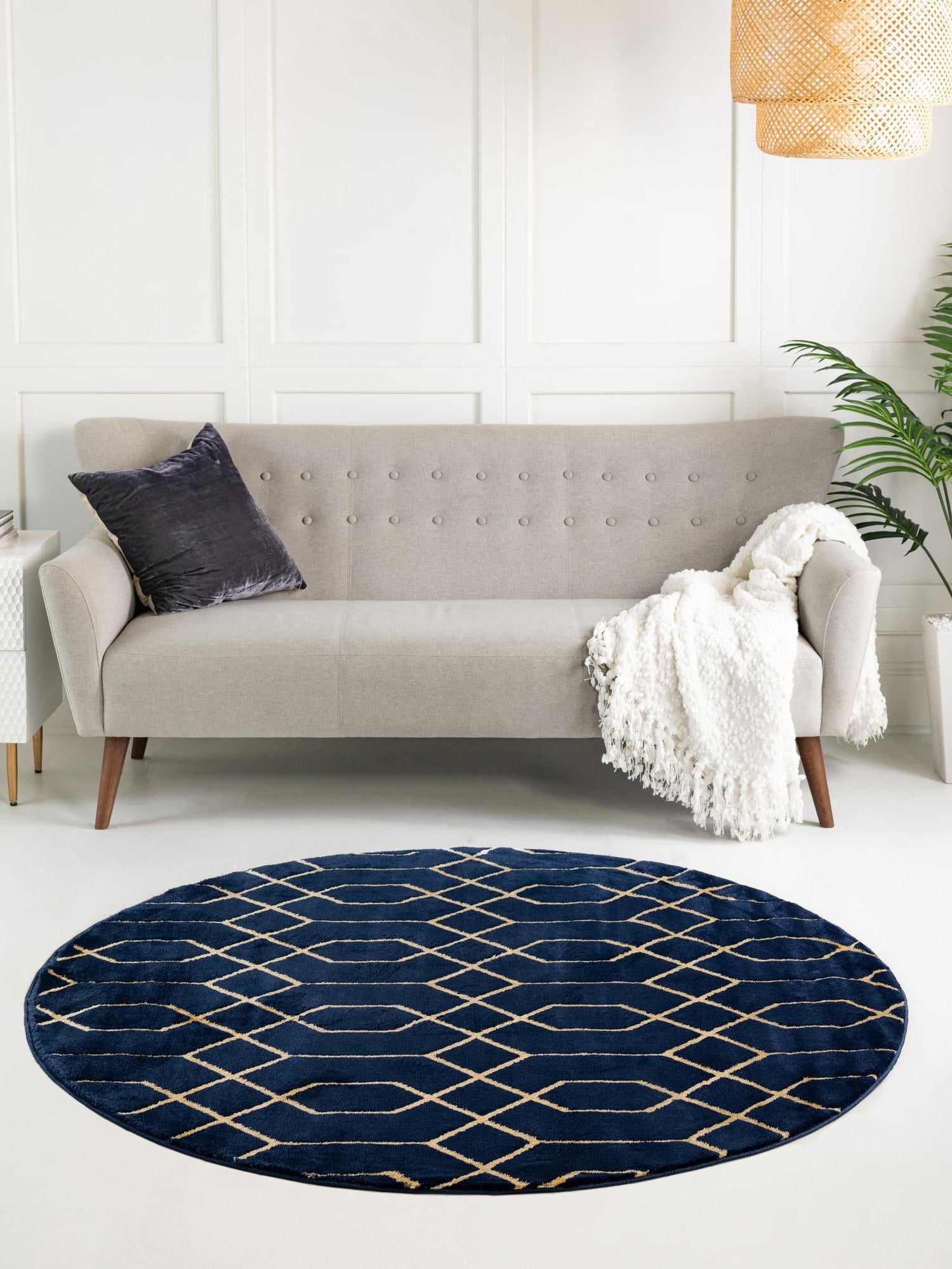 Navy Blue Gold 3' 1 x 3' 1 Marilyn Monroe Glam Round Area Rug 70% Polypropylene & 30% Polyester Vivid Geometric Modern Carpet for Interior Home Decor for Sale at Rug Engine